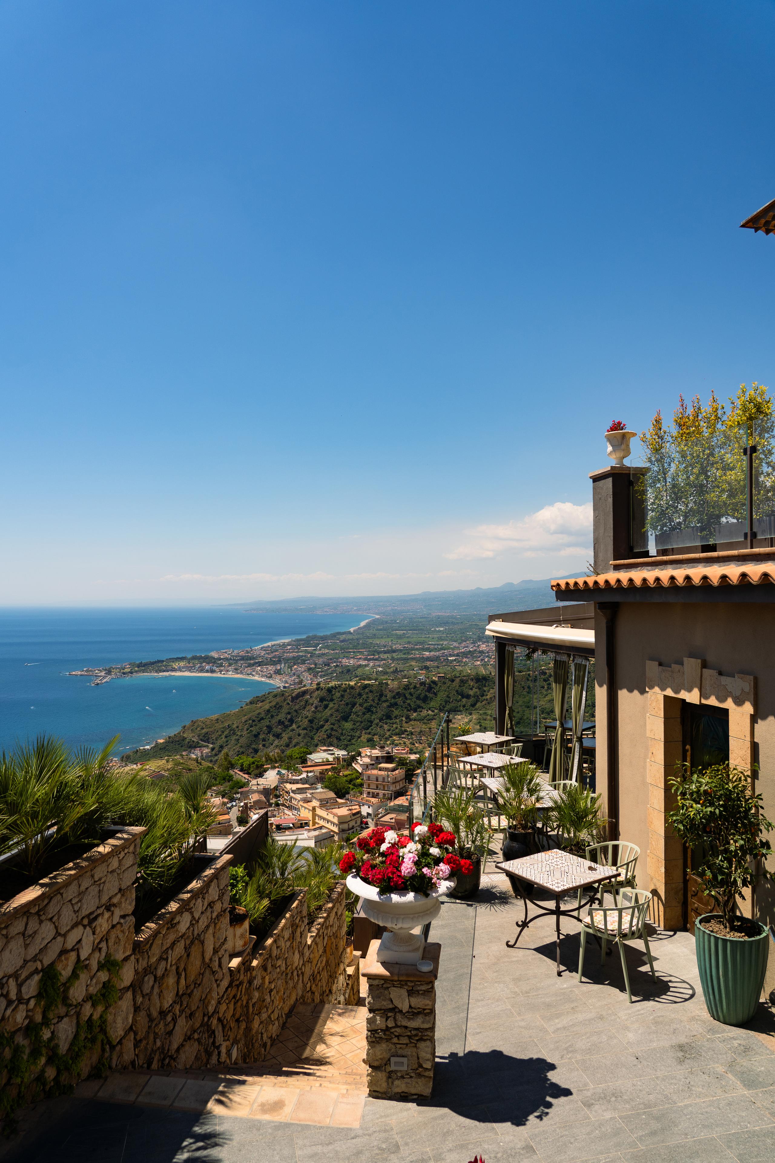 1993<br>Hotel Villa Ducale in Taormina