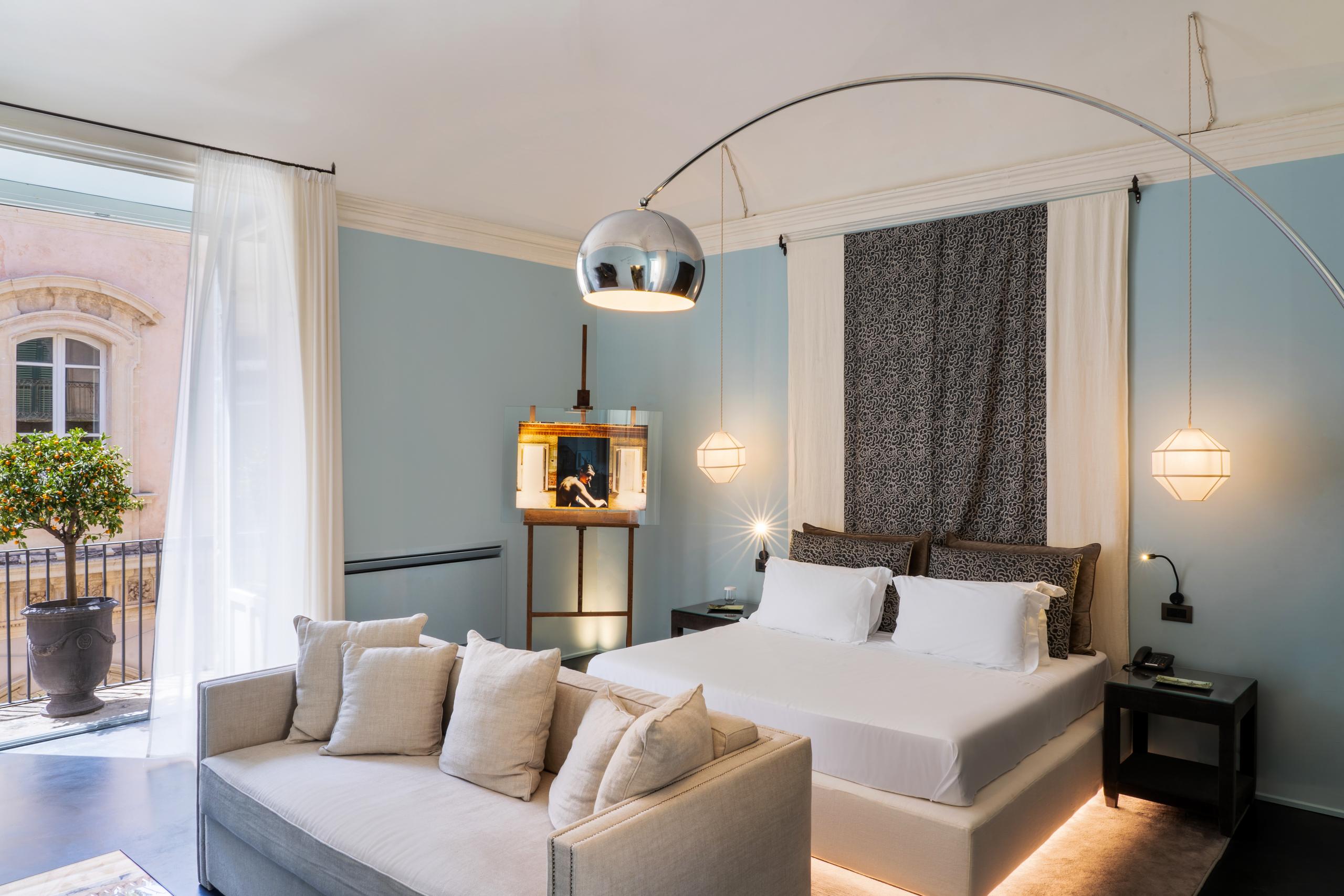 Q92 Mini Suite